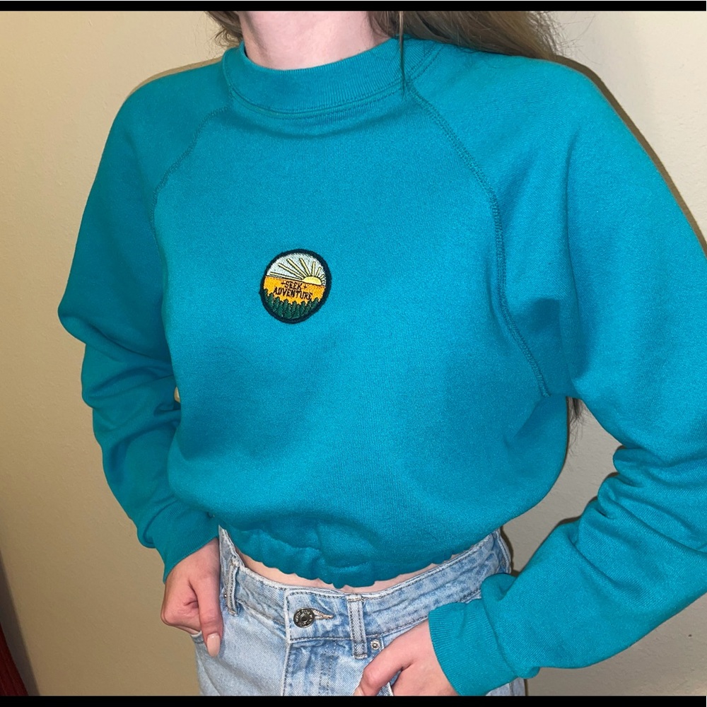 Vintage Cropped Blue Sweatshirt💗💗